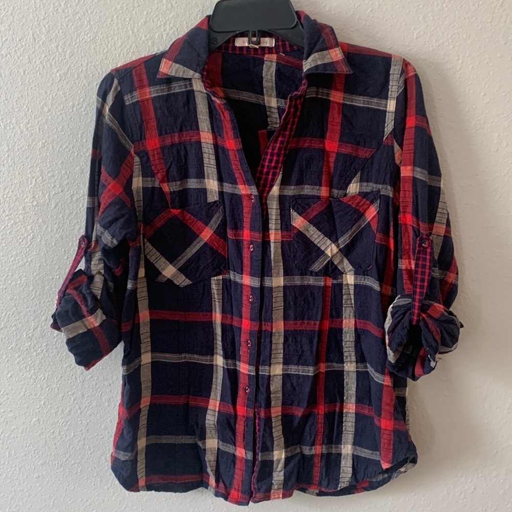 Skies Are Blue Plaid button down shirt size small